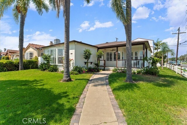 Building Photo - 9801 S Hobart Blvd