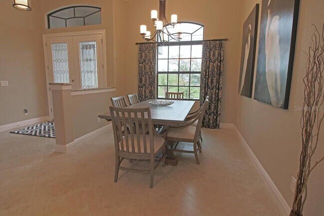 Building Photo - 1125 Rotonda Cir