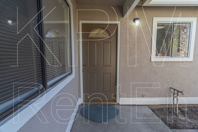 Building Photo - 8413 Neubourg Dr