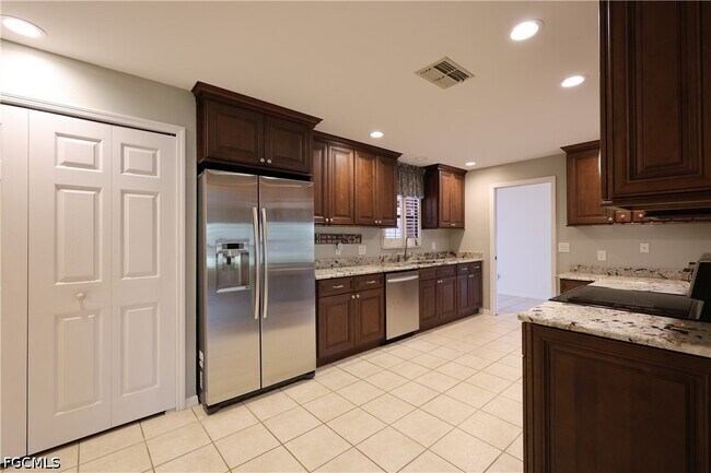 Building Photo - 12840 Dornoch Ct