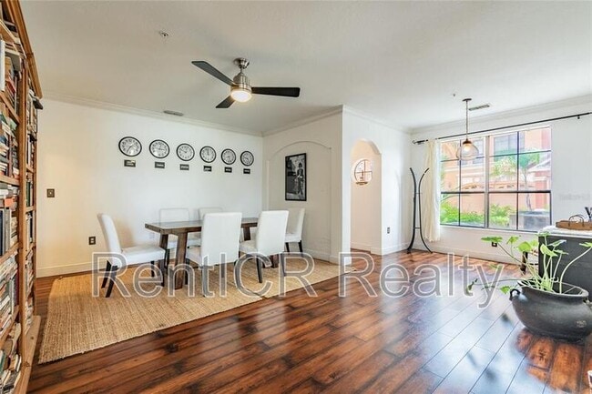 Building Photo - 2717 Via Cipriani