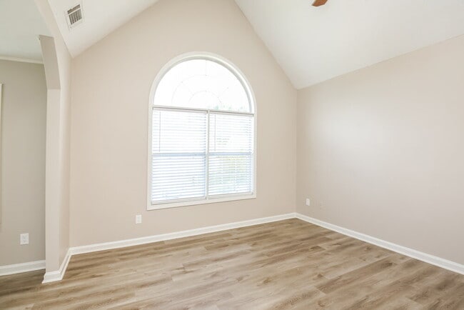 Building Photo - 3362 Grove Meadows Cove