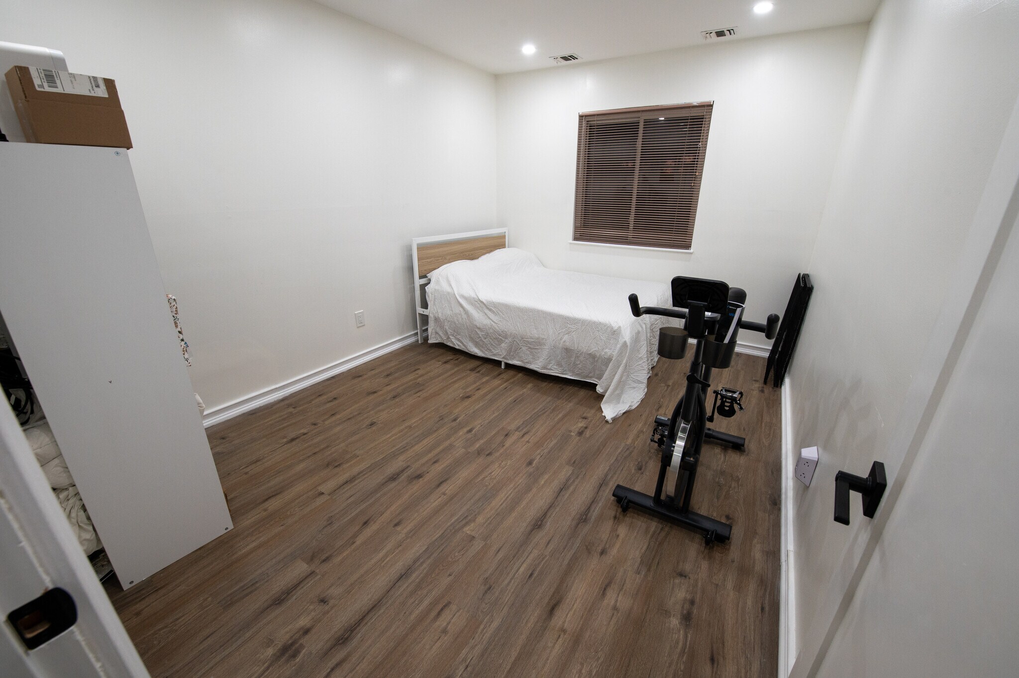 Building Photo - 3106 Pine Cone Ct