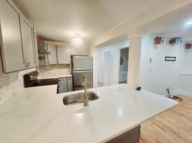 Building Photo - 519 Columbus Ave