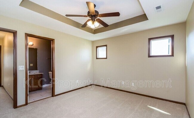 Building Photo - 8601 Westown Pkwy