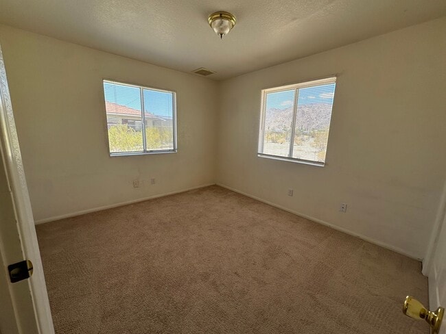Building Photo - 6693 Mariposa Ave