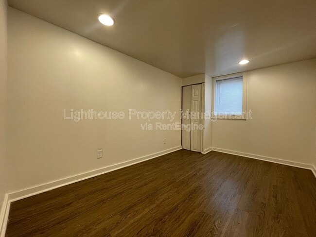 Building Photo - 1471 Brookmark St SE