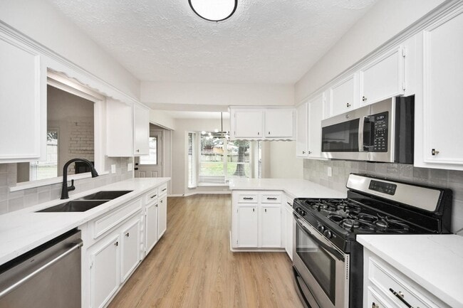 Building Photo - 3510 Willie Way