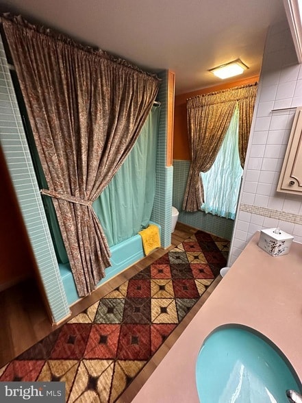 Building Photo - 600 Glenside Rd