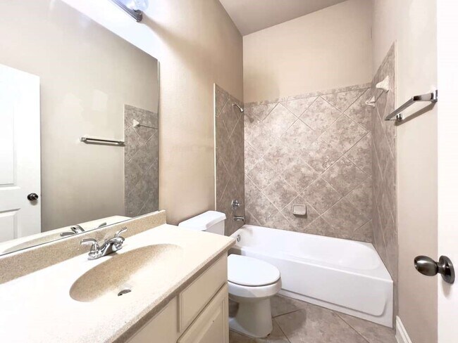 Building Photo - 25419 Lockspur Dr