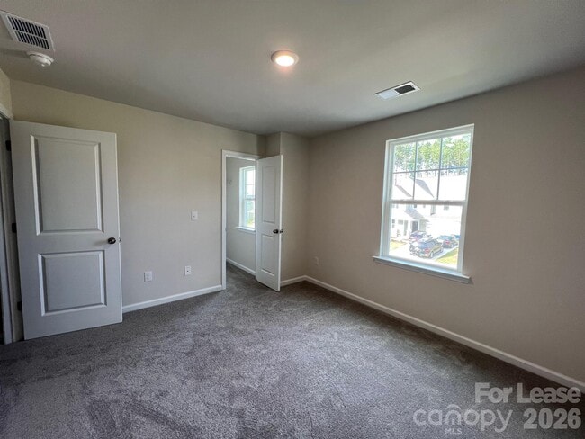 Building Photo - 194 Tackle Box Dr