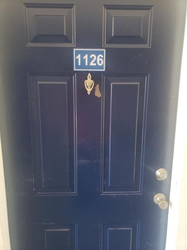 Building Photo - The Pointe