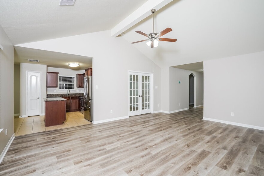 Building Photo - 5155 Cottage Creek Ln