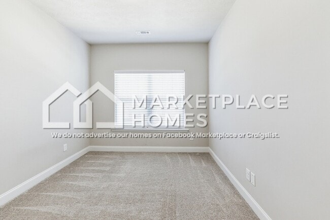 Building Photo - 750 Holderness Ct