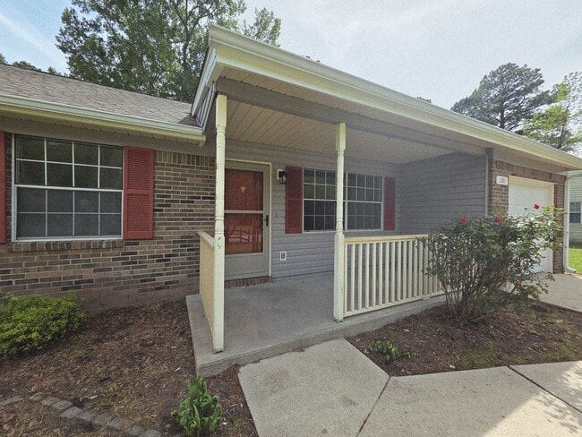 Building Photo - Nicely updated 3 bedroom, 2 bath home with 1-car garage