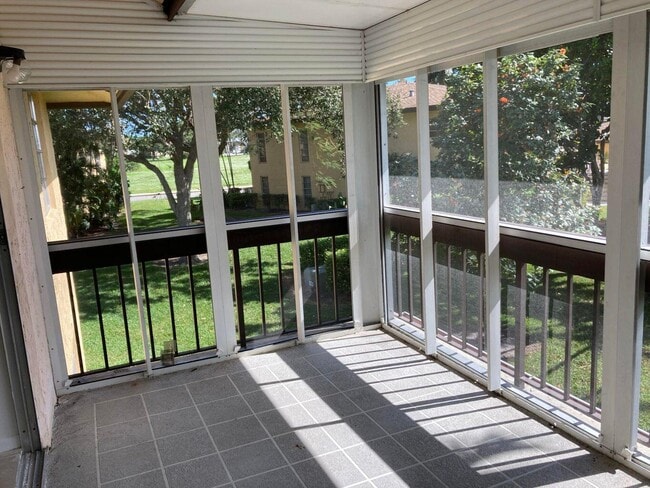 Building Photo - 13777 Via Aurora