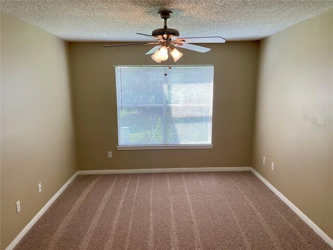 Building Photo - 717 Secret Harbor Ln