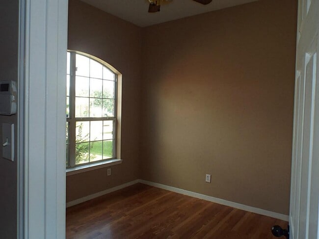 Building Photo - 19815 Owens Trace Ln