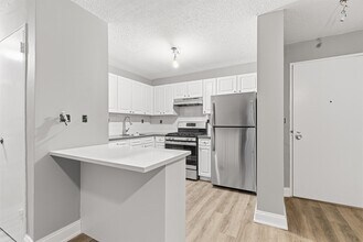 Building Photo - 5601 JFK Blvd E