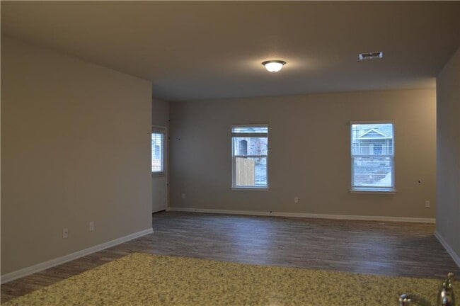 Building Photo - 2800 Bridekirk Dr