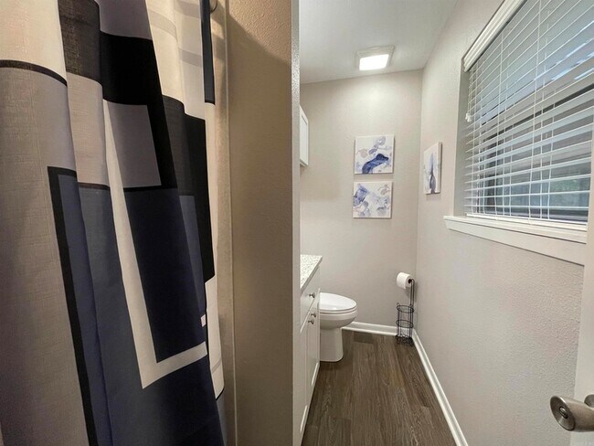 Building Photo - 6503 Chaparral St