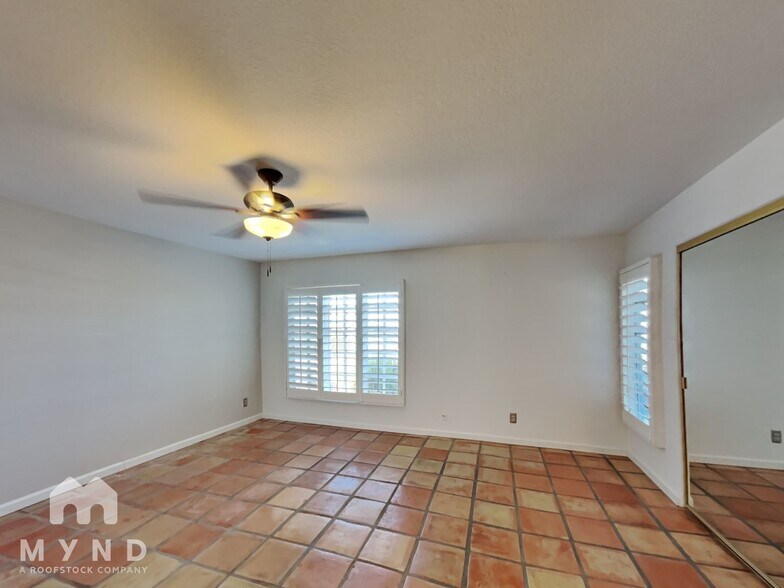 Building Photo - 318 Playa Blanca