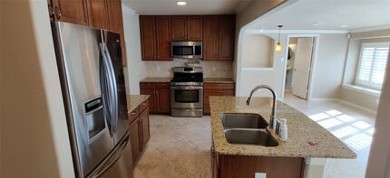 Building Photo - 7207 Raton St