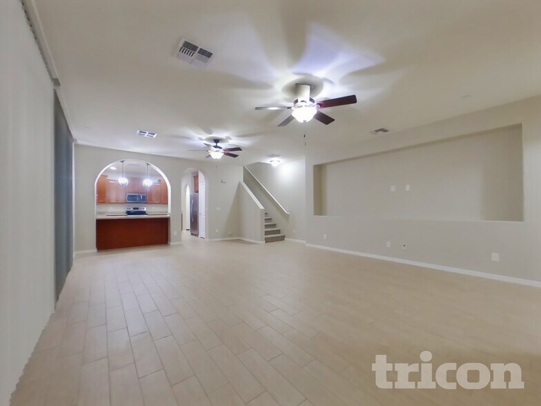 Building Photo - 12509 W Via Dona Rd