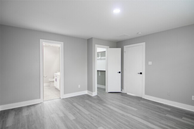 Building Photo - 20911 Young Meadows Way