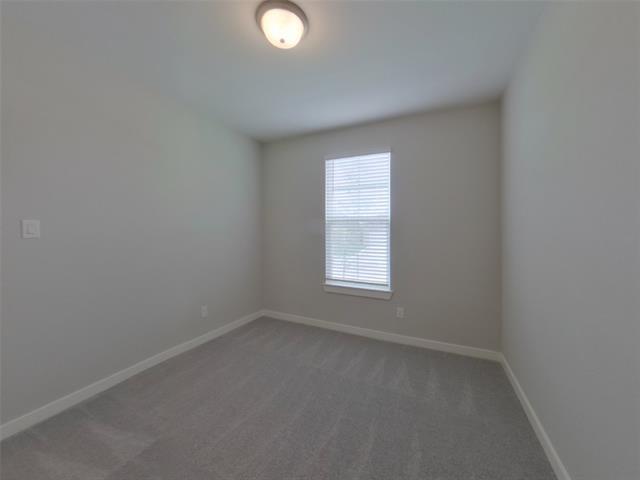 Building Photo - 2516 Finch Holw Dr