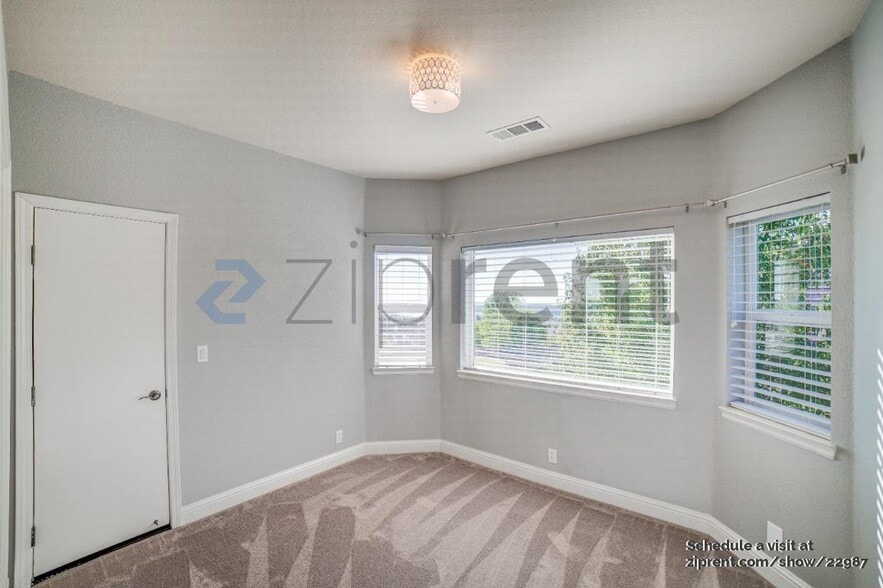 Building Photo - 3514 Oeste Ln