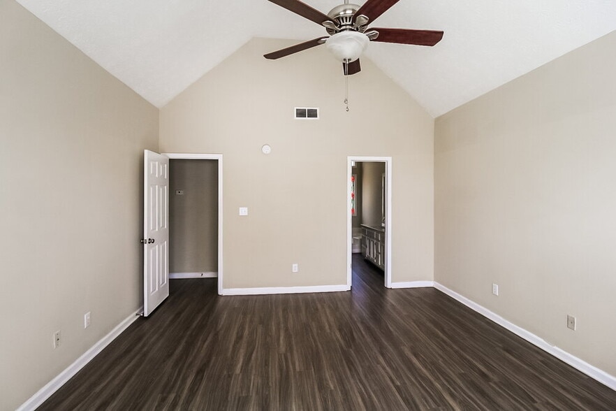 Building Photo - 2938 Trotters View Way