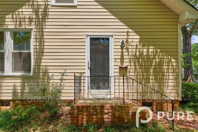 Building Photo - 2606 Cypress St