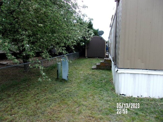 Building Photo - Remodeled 2 bed 1 bath with yard shed