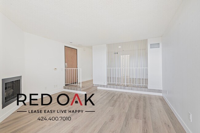 Building Photo - 8309 Cedros Ave
