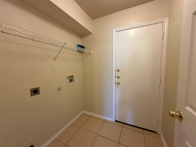 Building Photo - 228 Altamont St