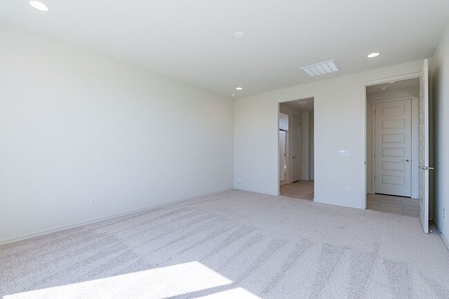 Building Photo - Luxury Living in McClellan Ranch: 4-Bedroo...