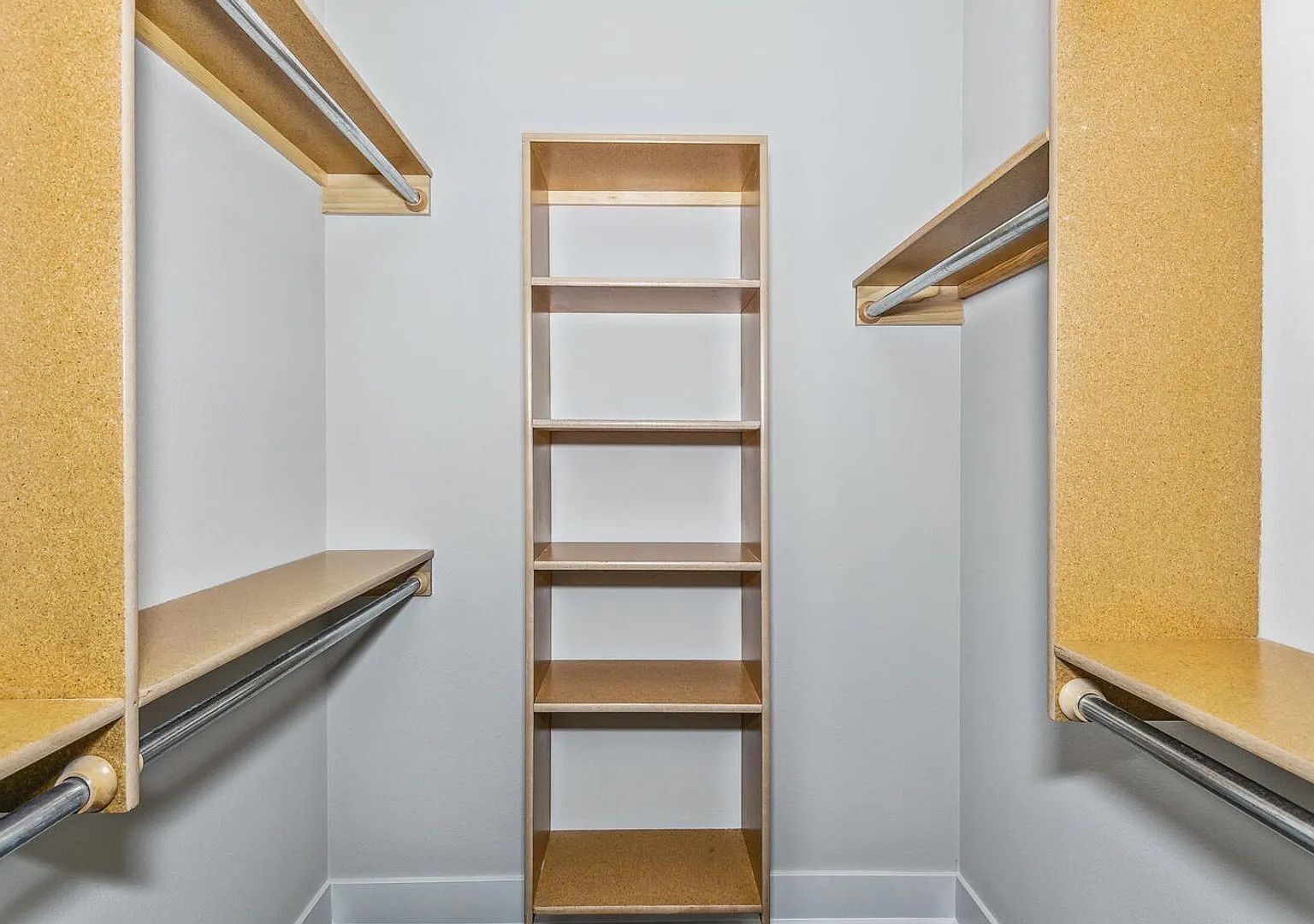 Building Photo - 3520 W 45th St S