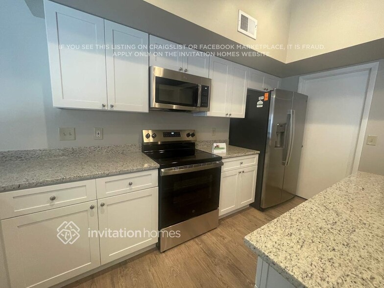 Building Photo - 10410 Tara Dr