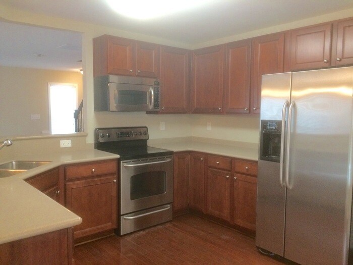 Building Photo - 3236 Wellington Walk SW