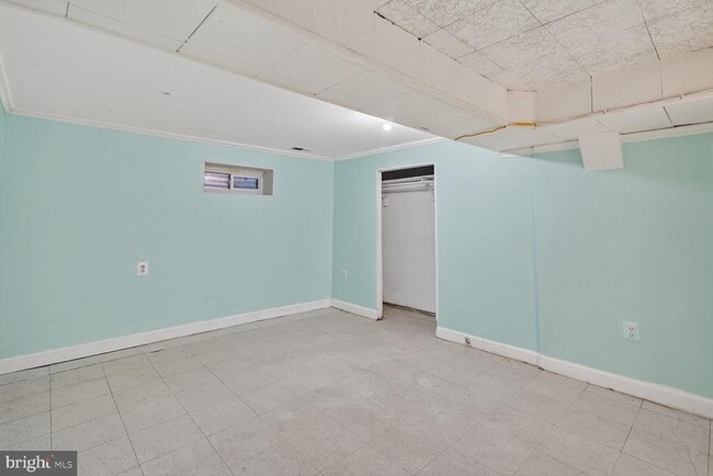 Building Photo - 224 University Blvd E