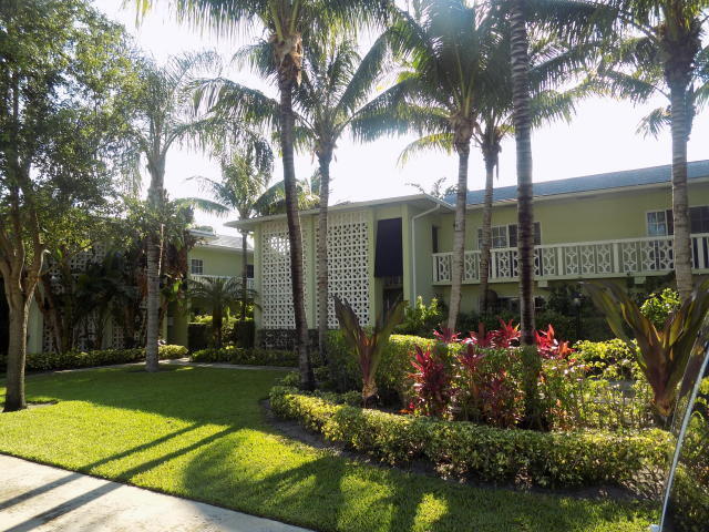 Building Photo - 102 N Lakeside Dr