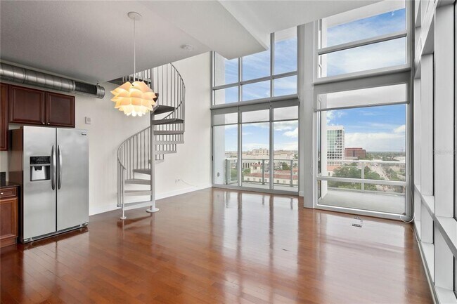 Building Photo - 150 E Robinson St