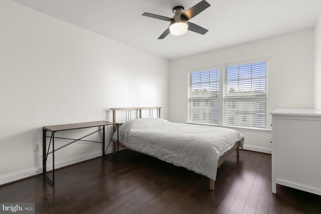 Building Photo - 7207 Phelps Hill Ct