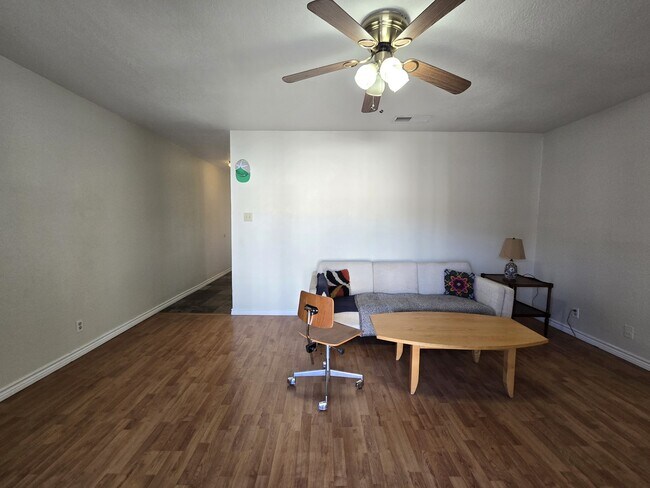 Building Photo - 2600 Penny Ln