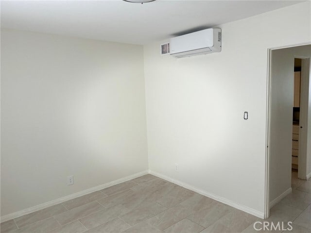 Building Photo - 74443 Driftwood Dr