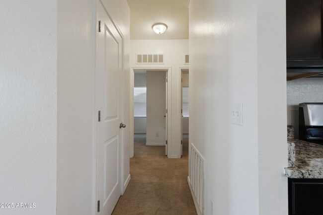 Building Photo - 20249 W Woodlands Ave