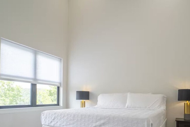 Building Photo - 10573 Jasper Ln