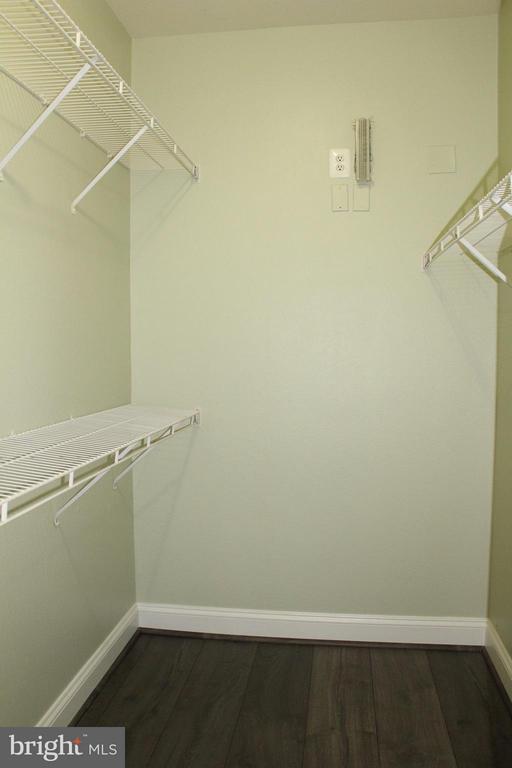 Building Photo - 1580 Spring Gate Dr.