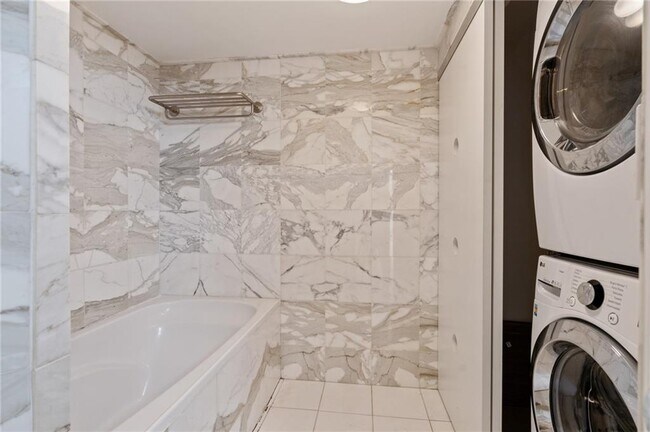 Building Photo - 199 14th St NE